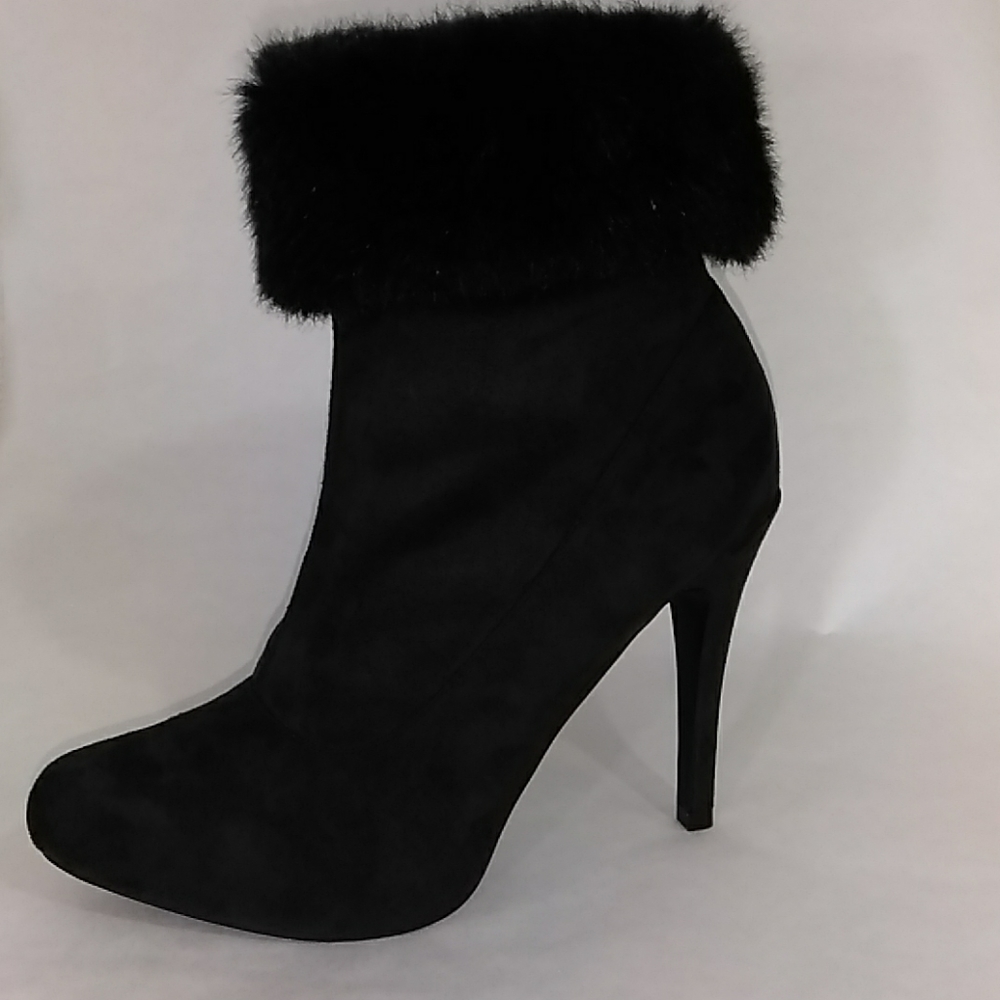 Kadashian Kollection Chicago Ankle Booties Sz 8.5M